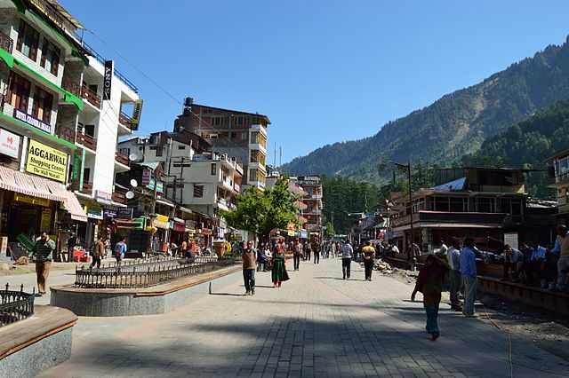 Chandigarh to Manali Taxi Service